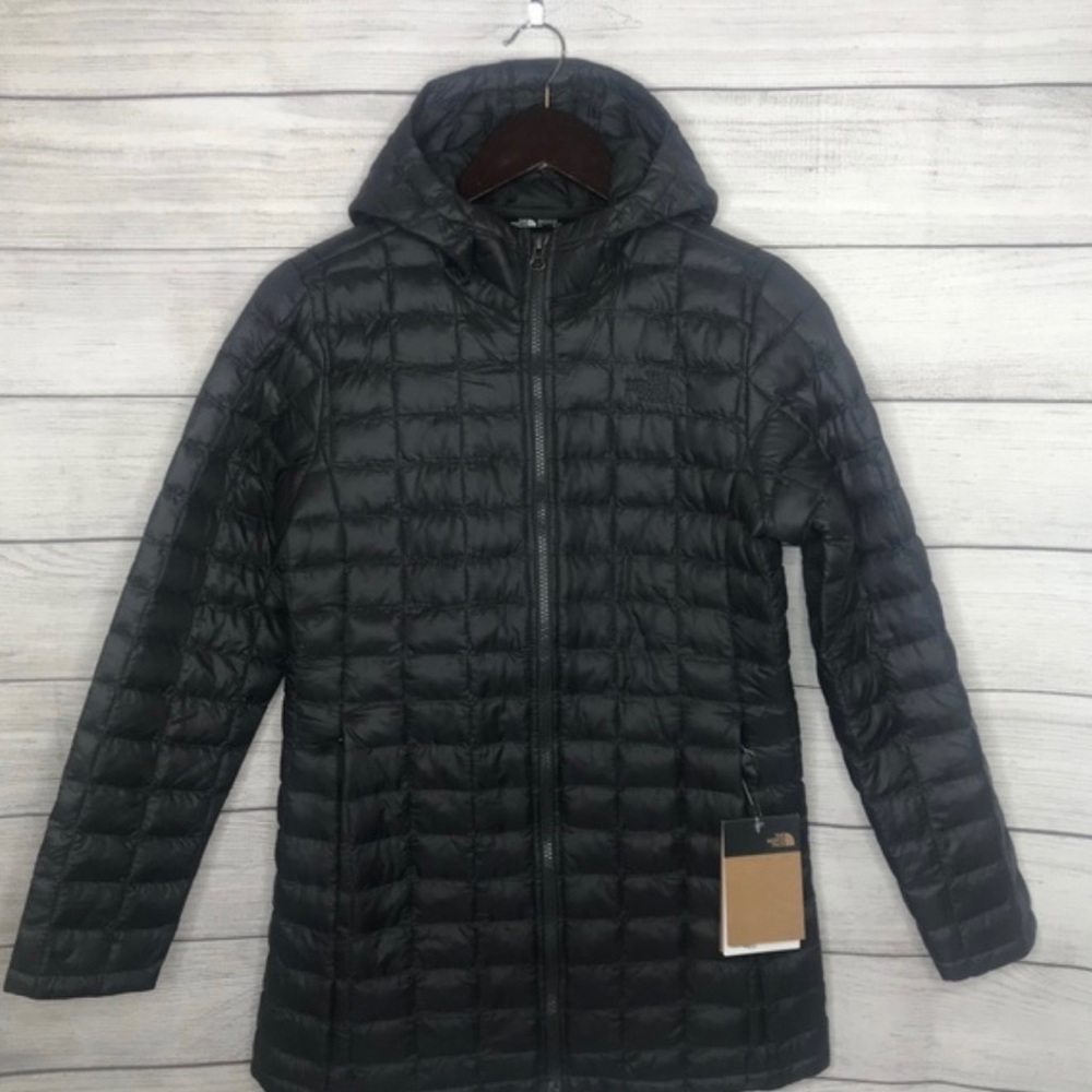 NWT The North Face Kids Thermoball Eco Parka!